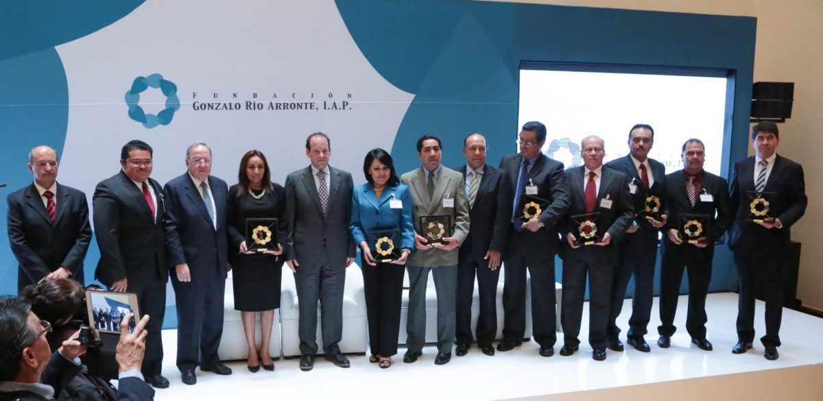 Entrega de Reconocimientos Gonzalo Río Arronte, a las mejores prácticas en cobro-pago del agua 2014